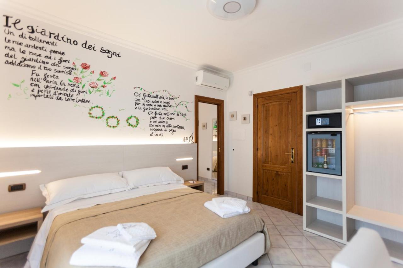 Na' Poesia B&B Di Charme SantʼAgata deʼ Goti Buitenkant foto