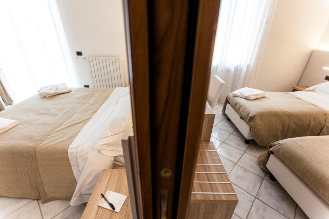 Na' Poesia B&B Di Charme SantʼAgata deʼ Goti Buitenkant foto